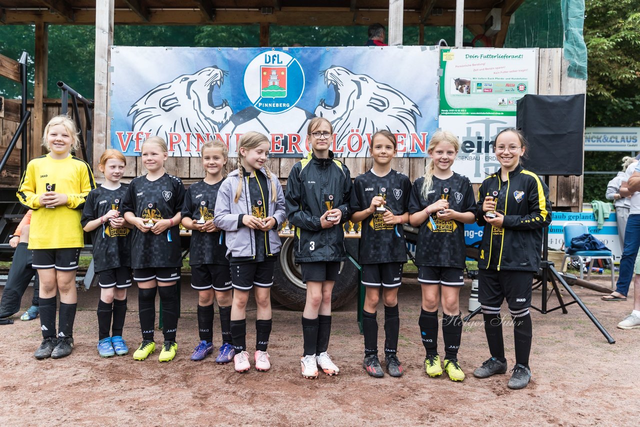 Bild 227 - Loewinnen Cup